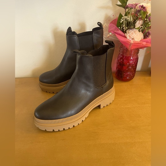 H&M Shoes Hm Chelsea Boots Poshmark